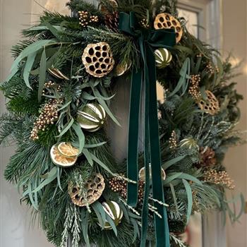 The Green and Gold Wreath 
