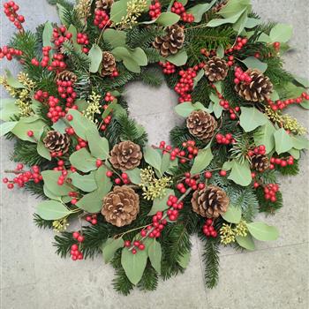 The Red Berry Wreath 
